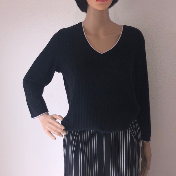 Large- Ralph Lauren Polo Sweater - Picture 1 of 6